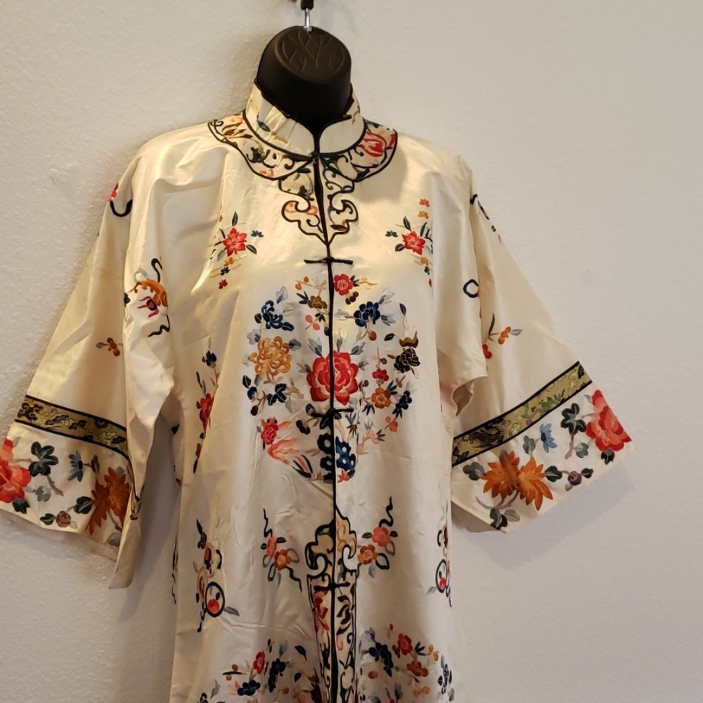 1930's Japanese ladies kimono robe.
